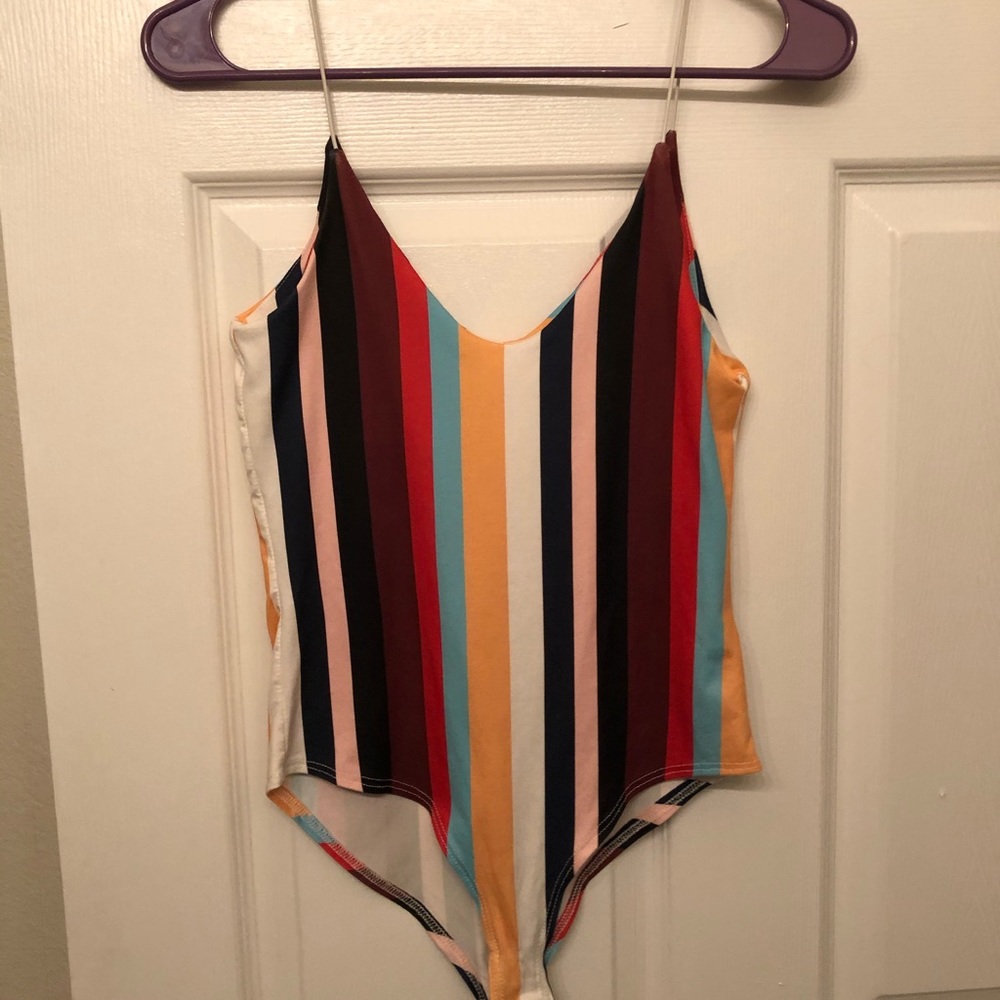 striped body suit 🖤🤩